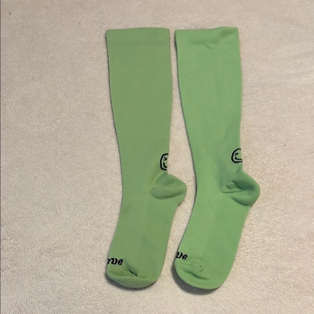 Cloves Green Compression Socks Size Medium